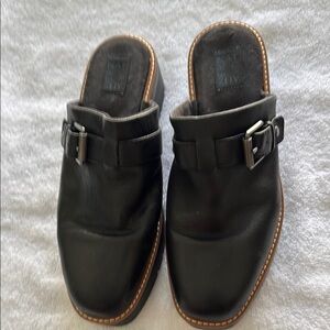 Naturalizer Black Leather Buckle Mules